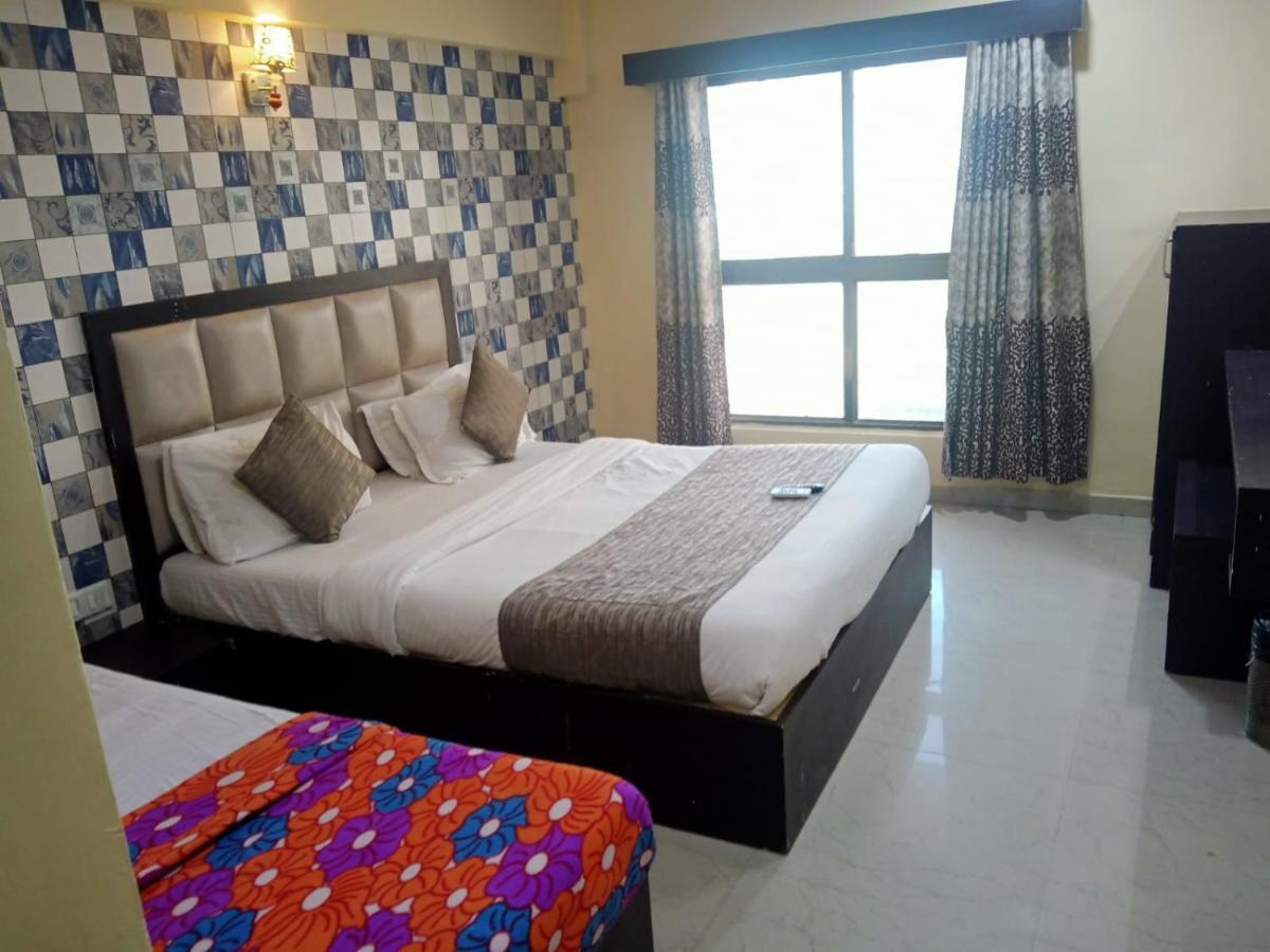 Hotel Dream Inn Ahmedabad Esterno foto